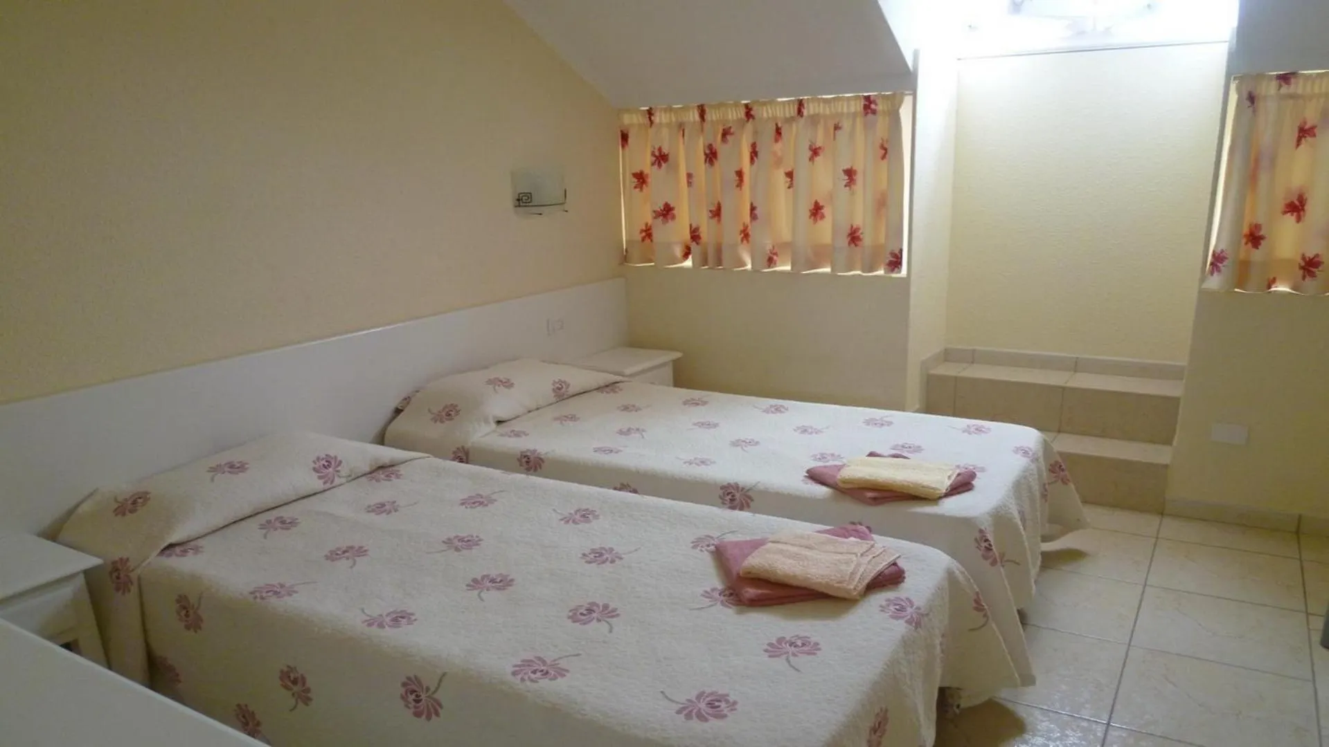 Cool Duplex In Playa Las Americas Playa de las Americas  0*, Playa de las Americas (Tenerife)